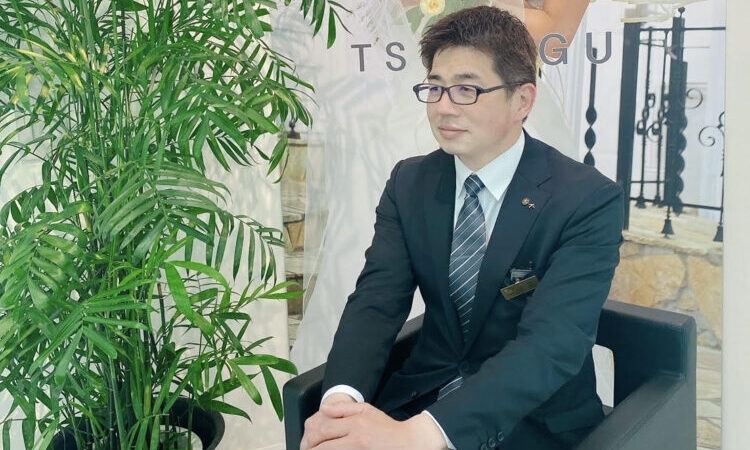 筆谷 久和さんの右写真